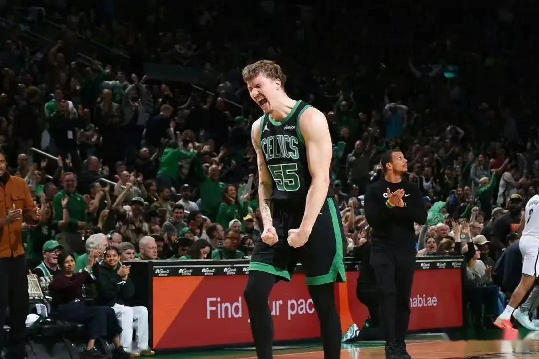 开云入口-清晨波士顿凯尔特人备战CBA季后赛，完成体检细节曝光，态度坚定，球探报告显示潜力(波士顿凯尔特人球馆)