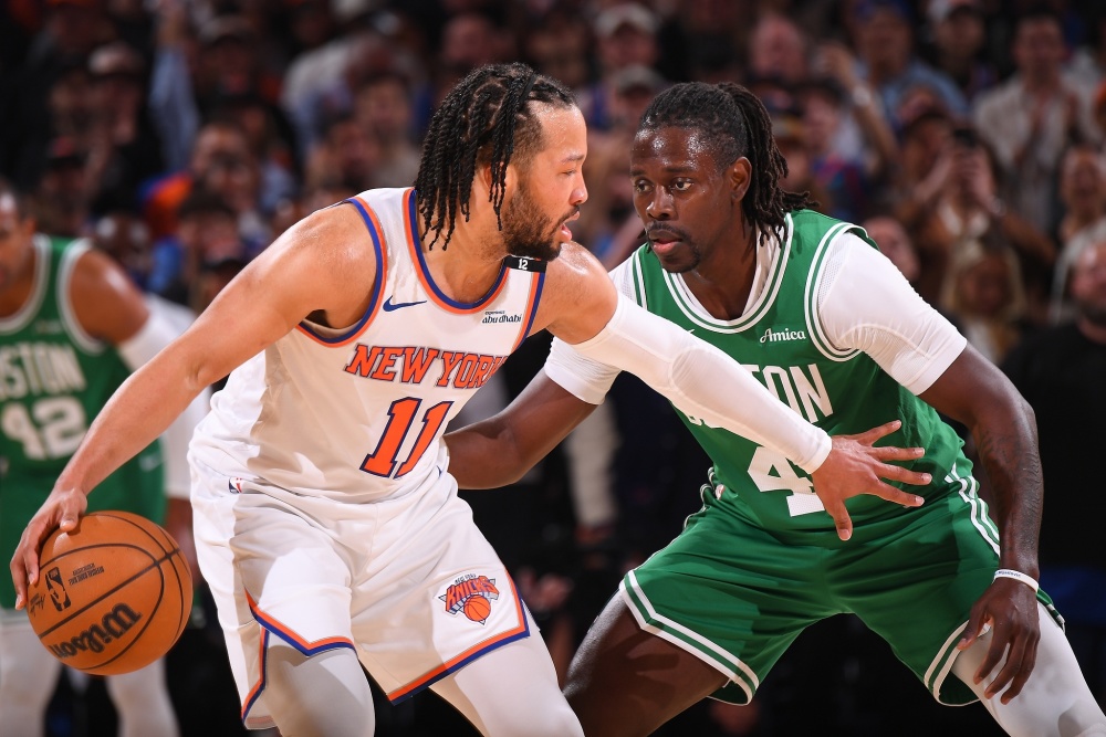 关于纽约尼克斯训练开放日，国际比赛日门线救险引欢呼，CBA常规赛在即，赛季目标并未改变的信息